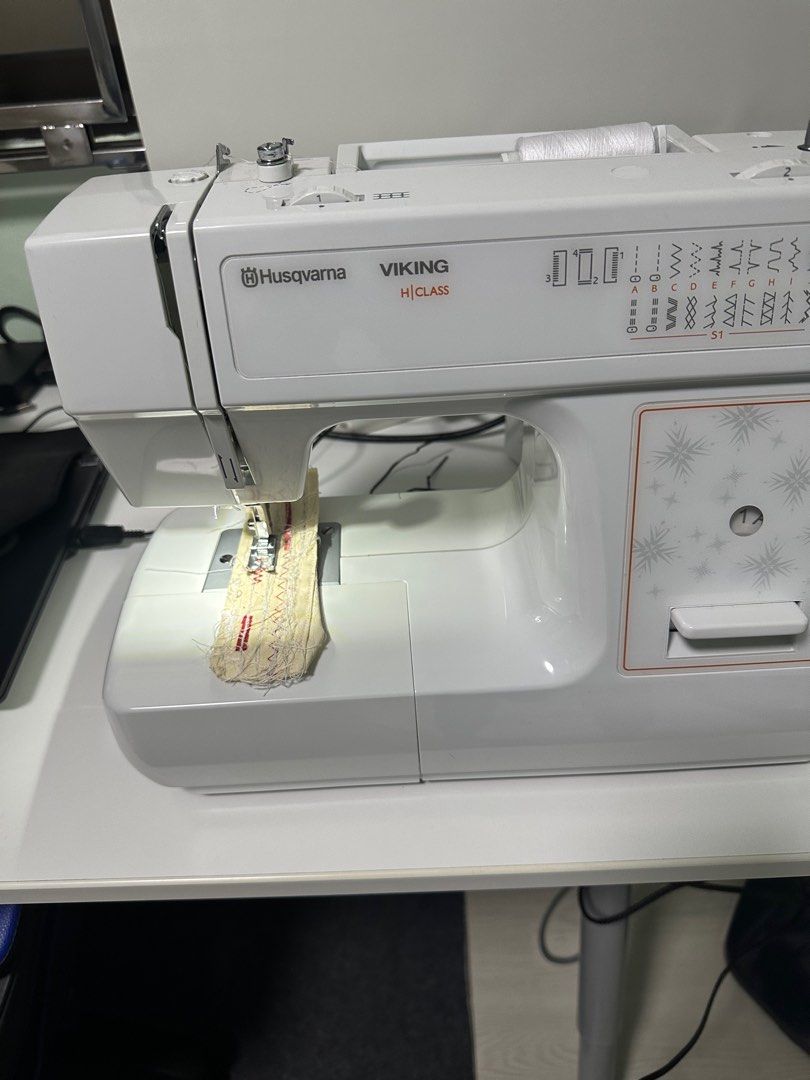 Husqvarna Viking H class E10 basic sewing machine, TV & Home Appliances