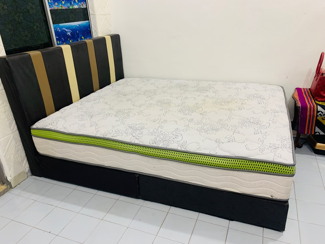 Katil Queen Divan Tilam Furniture And Home Living Furniture Bed Frames And Mattresses On Carousell 
