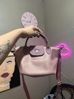 (Category: ) located in . Submitted by michellenabo (Listing ID 1226256487, Image 1). Description: .