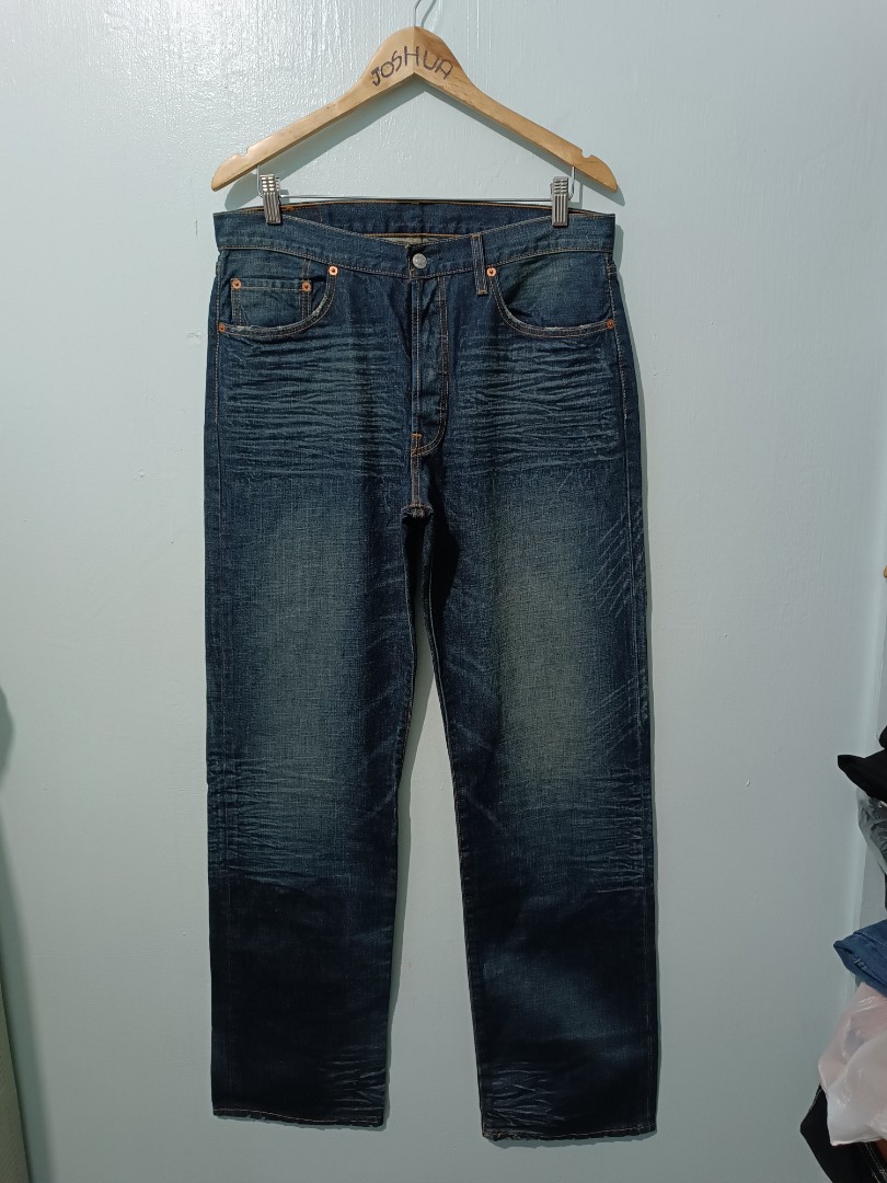 Levis 501, Men's Fashion, Bottoms, Jeans on Carousell