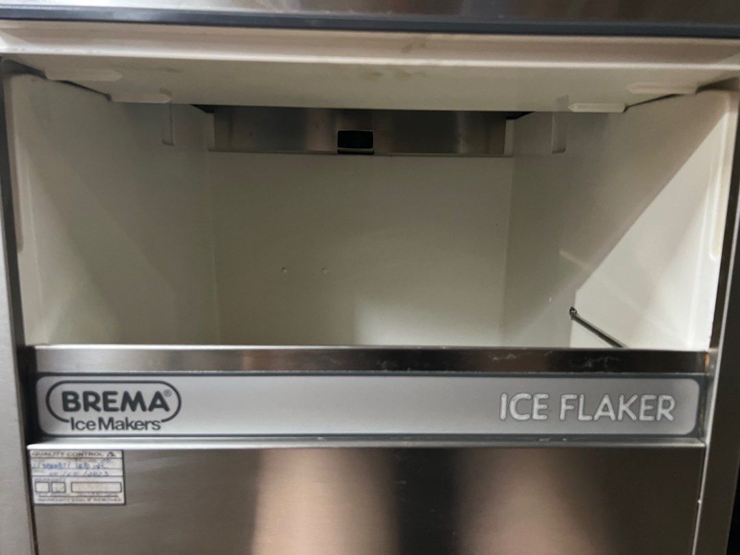 Like New Brema Undercounter Ice Machine/Ice Maker up to 90kg, TV & Home