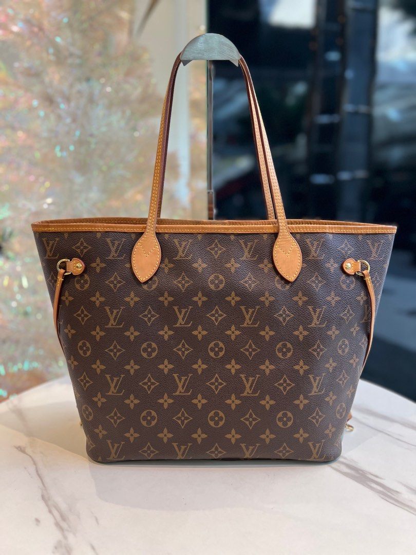 Louis Vuitton Monogram Neverfull MM Cerise Red Interior, Luxury, Bags &  Wallets on Carousell