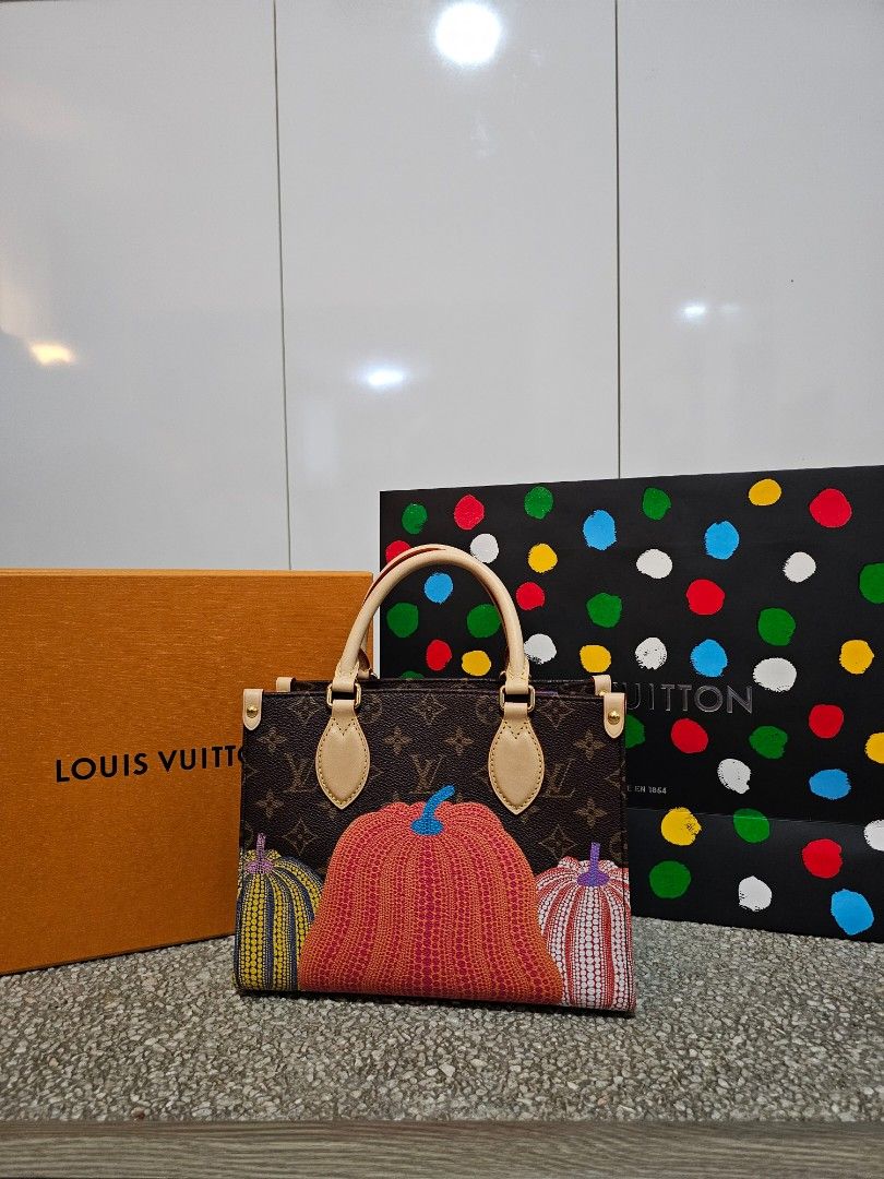 LV Louis Vuitton tote bag latest collection