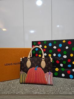 Louis Vuitton On The Go MM Size / Louis Vuitton on the go PM Size 💖,  Luxury, Bags & Wallets on Carousell