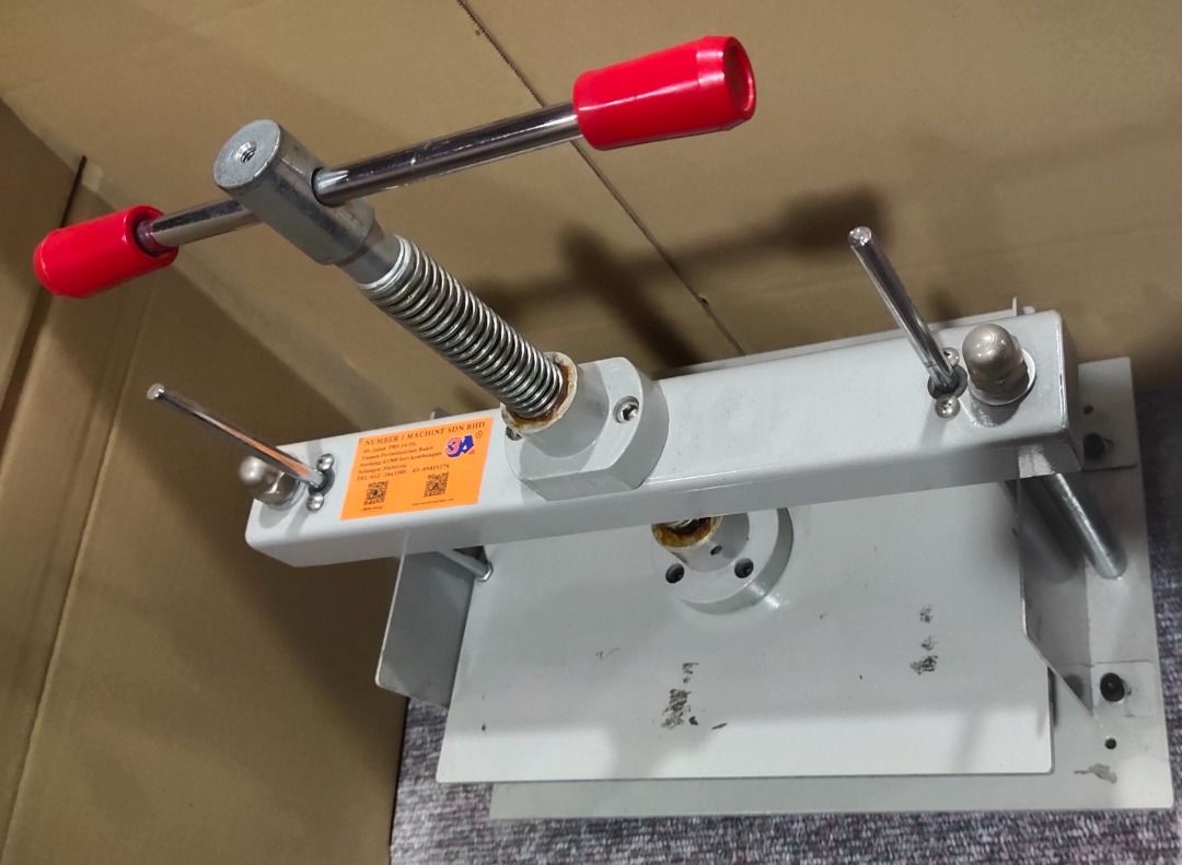 Manual Paper Press Machine, Everything Else, Others on Carousell