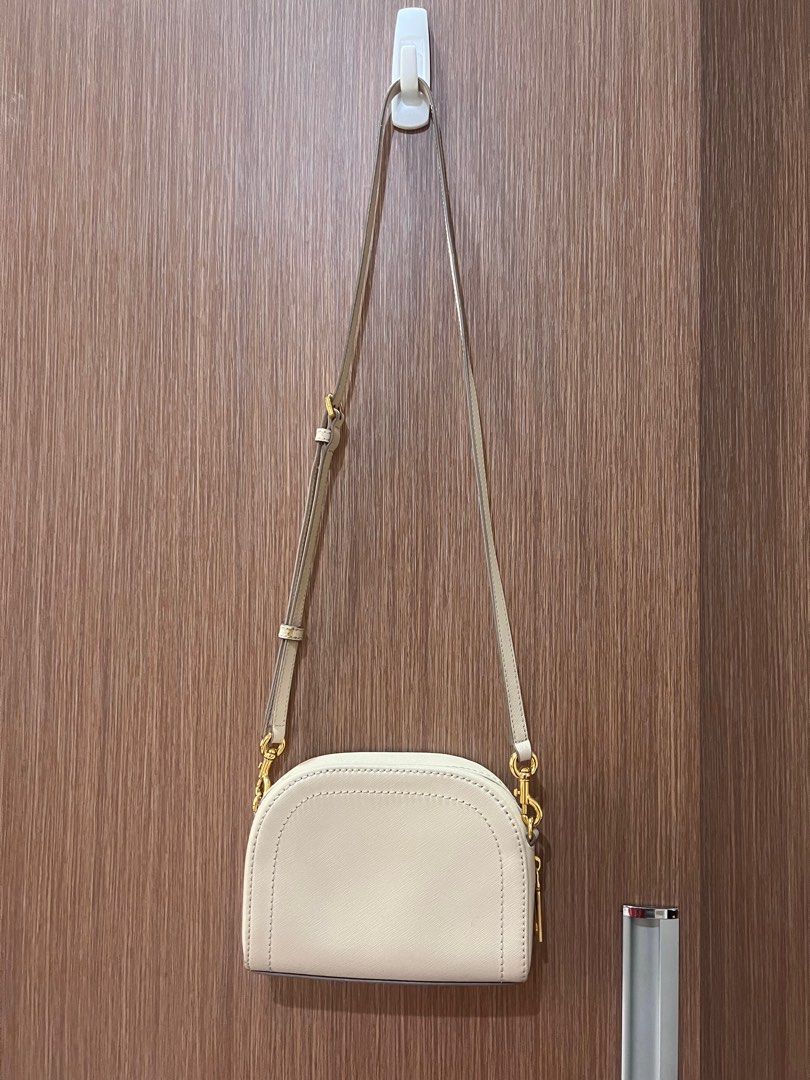 Marc Jacobs Camera Bag, Women's Fashion, Bags & Wallets, Crossbody