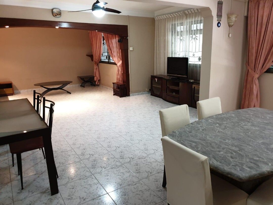 Master Room for Rent 242 Yishun Ring Road, Property, Rentals, Room