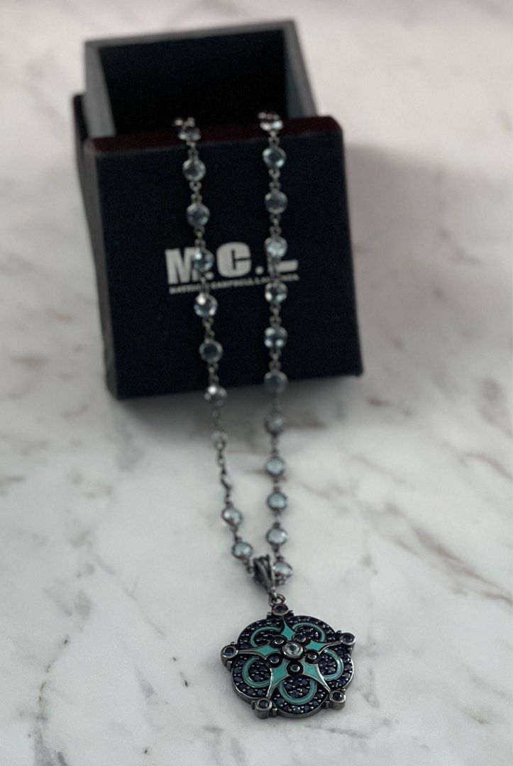 Matthew Campbell Laurenza Hand set necklace
