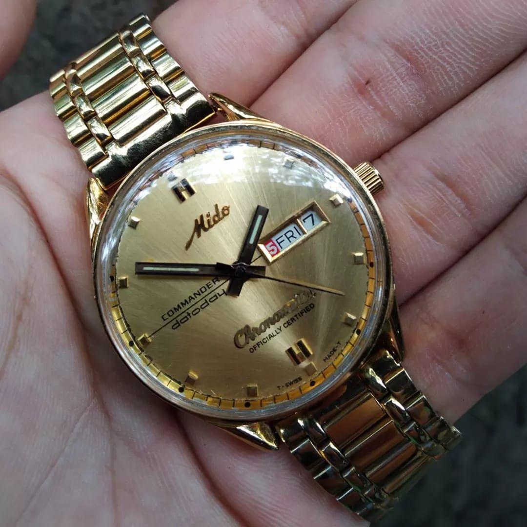 Mido Commander datoday chronometer officially certified original