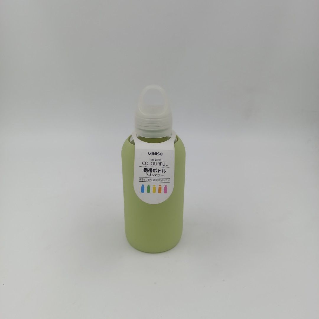 MINI Glass Bottle COLORFUL 500ml (Category: Other Food & Drinks) located in Quezon City. Submitted by eye_oneder (Listing ID 1226212131, Image 2). Description: MINISO Glass Bottle COLORFUL Product Name: MINISO Chicken Green Glass Bottle Capacity : 500ml Material : Silicone + Glass.