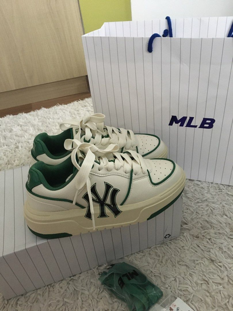 MLB chunky green shoes, Men's Fashion, Footwear, Sneakers on Carousell