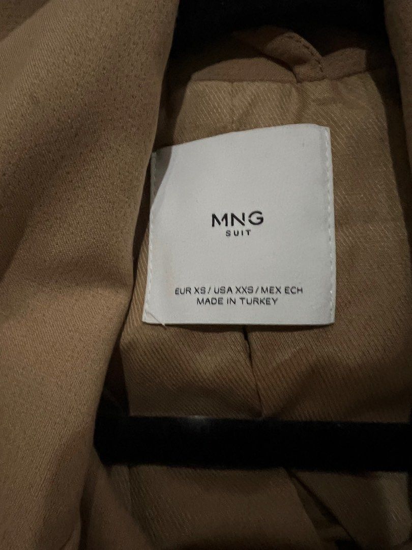 Mng suit shop