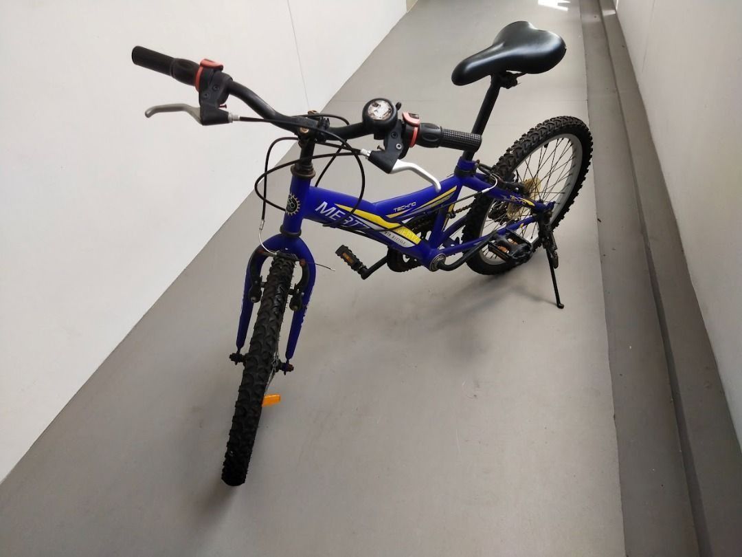 Boys bike with gears 2025