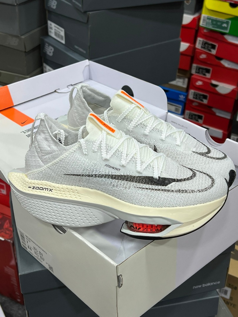 Nike Air Zoom Alphafly NEXT% 2 Proto 馬拉松3.0高性能跑鞋白黑, 男裝