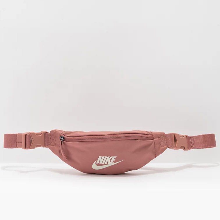 Nike Heritage Waistbag, Men's Fashion, Bags, Belt bags, Clutches and