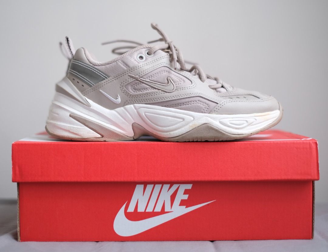 Nike tekno shop moon particle
