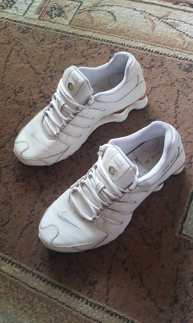 mens white nike shox