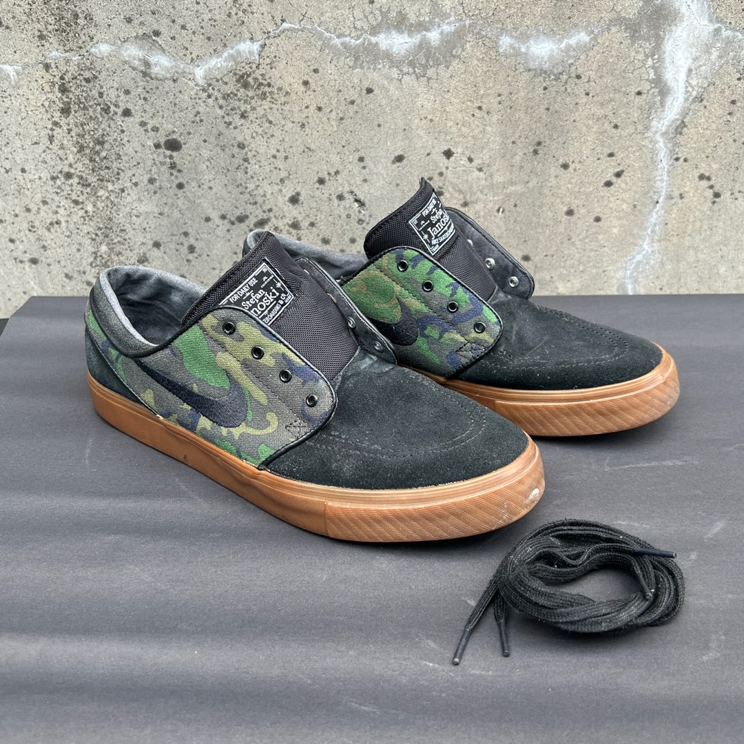 janoski black gumsole