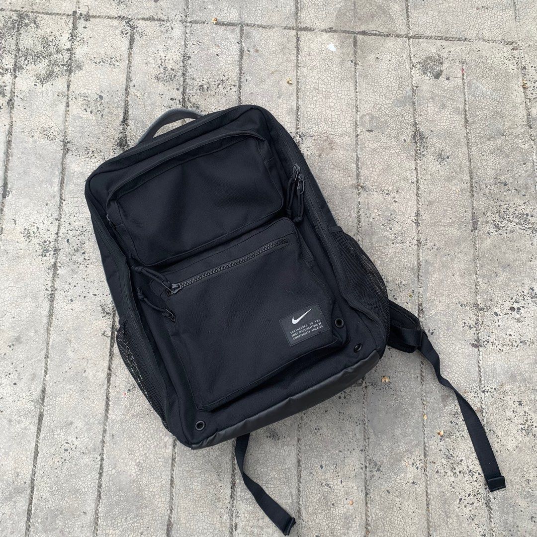 mens nike travel bag