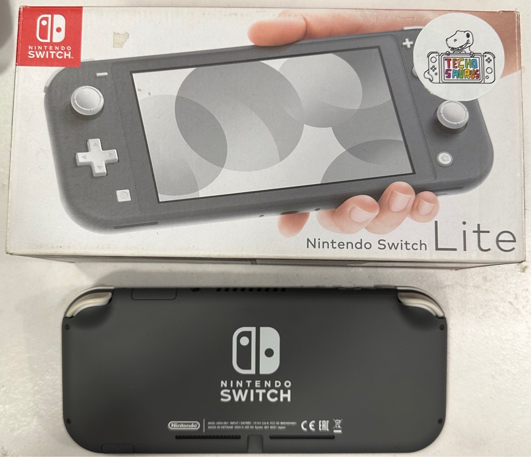 Nintendo Switch Lite w/ Charger & Box, Video Gaming, Video Game Consoles,  Nintendo on Carousell