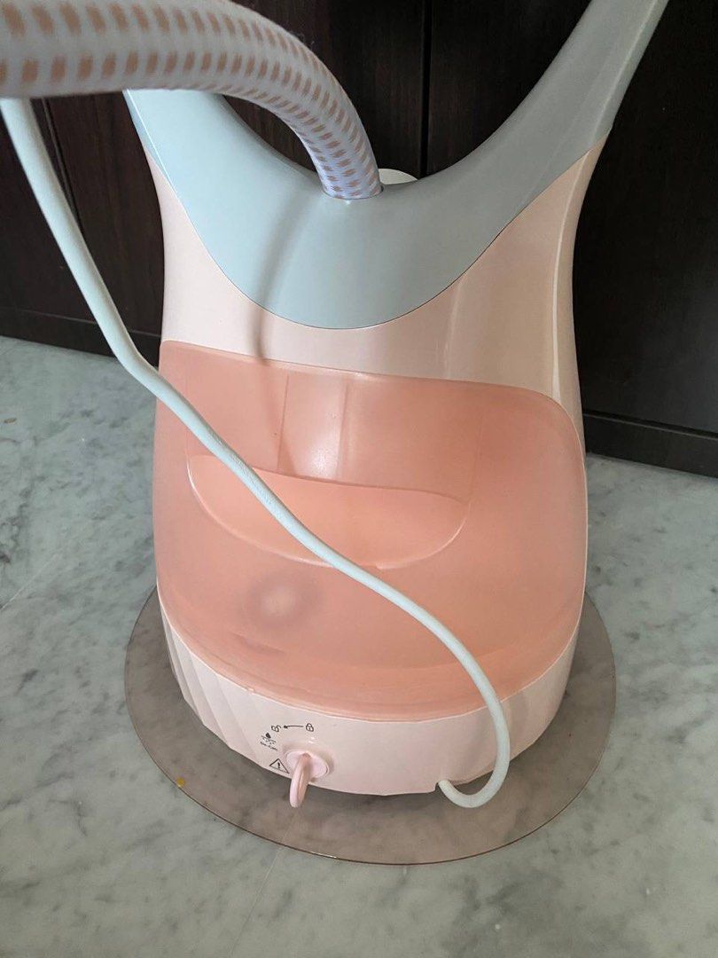 Philips ComfortTouch Garments Steamer GC552/46, TV & Home Appliances