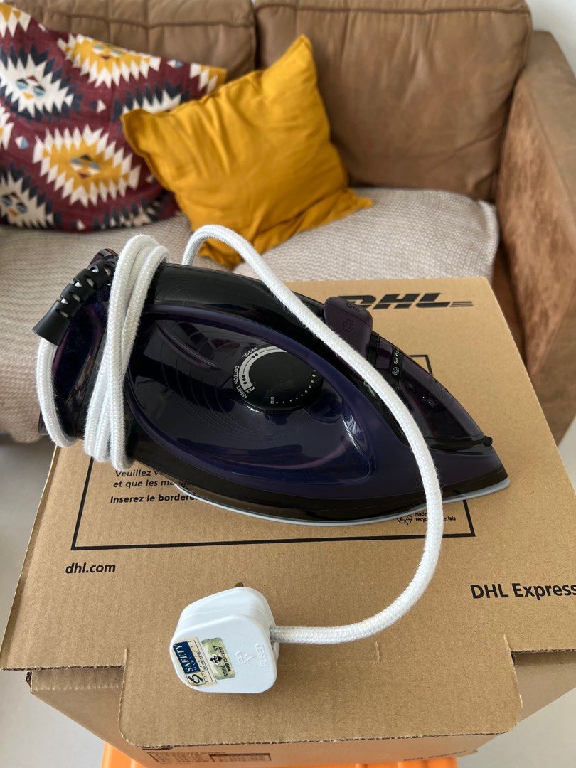 Philips Iron, TV & Home Appliances, Irons & Steamers on Carousell