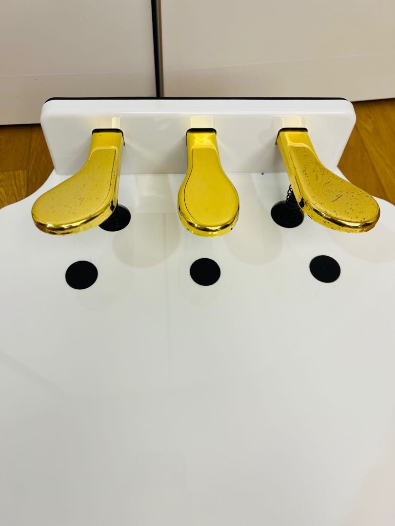 Piano pedal extender, Hobbies & Toys, Music & Media, Musical