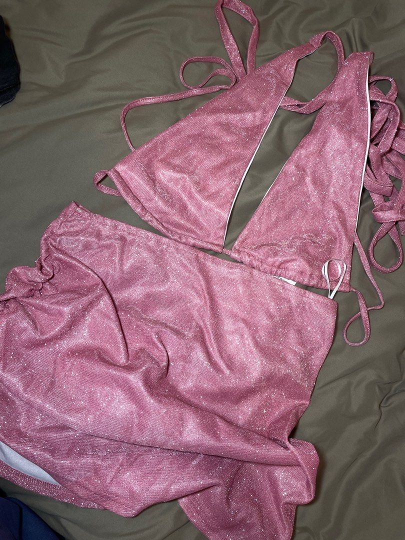 Pink glitter bikini set, Women's Fashion, Swimwear, Bikinis & Swimsuits