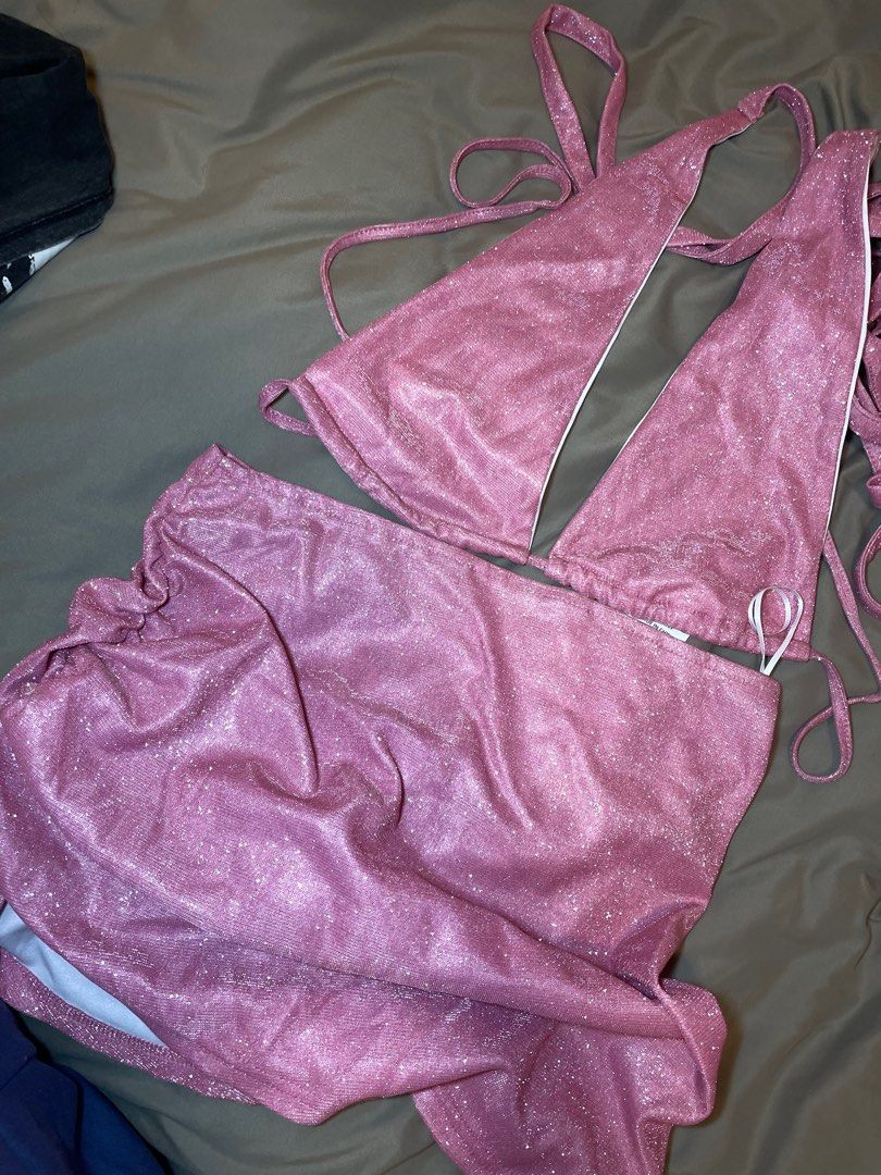 Pink glitter bikini set, Women's Fashion, Swimwear, Bikinis & Swimsuits