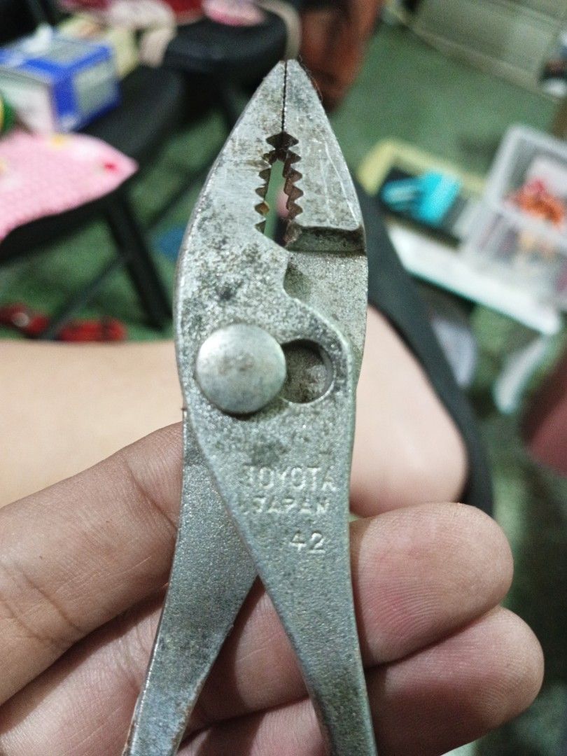 Pliers from Toyota Japan (Category: Home Improvement Tools & Accessories) located in Legazpi City. Submitted by kikosgarage (Listing ID 1226251084, Image 2). Description: #42.