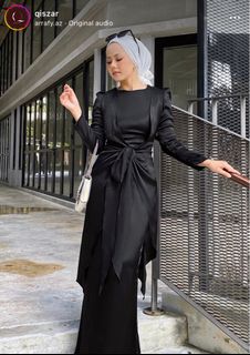 (Category: ) located in . Submitted by wardrobepreloved_99 (Listing ID 1226272299, Image 1). Description: .