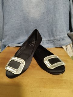 (Category: ) located in . Submitted by thriftwithdi (Listing ID 1226199383, Image 1). Description: .