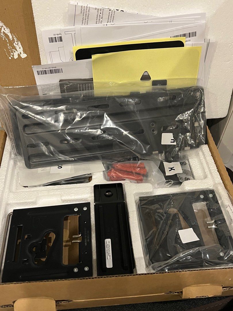 Samsung slim fit wall mount TV Home Appliances TV Entertainment