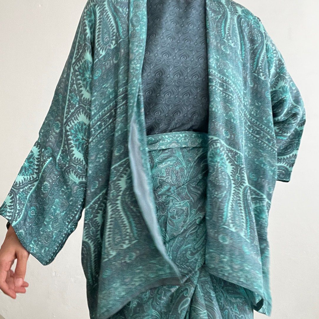 Cardigan kaftan top