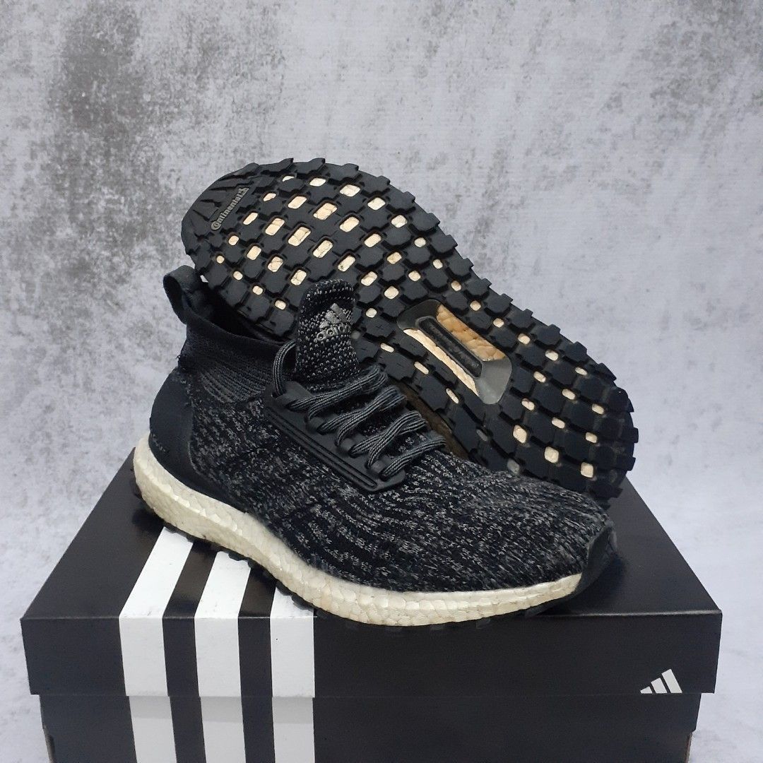Sepatu lari adidas ultraboost ATR Mid Oreo sz 40⅔, Fesyen Pria, Sepatu ,  Sneakers di Carousell