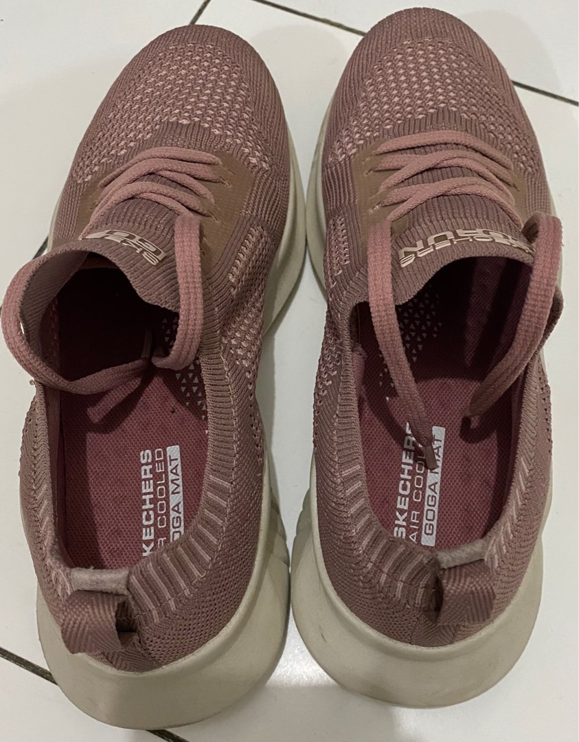 womens skechers air cooled goga mat