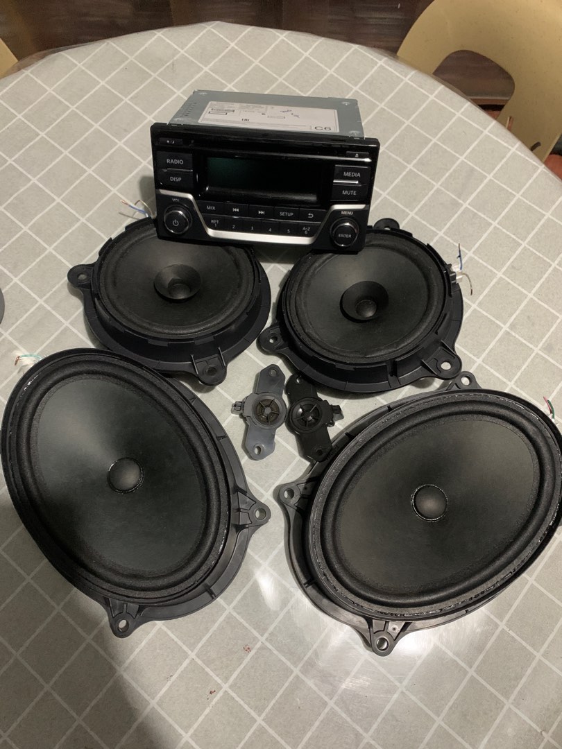 STOCK NAVARA HEADUNIT,SPEAKERS & TWEETERS, Audio, Soundbars, Speakers & Amplifiers on Carousell