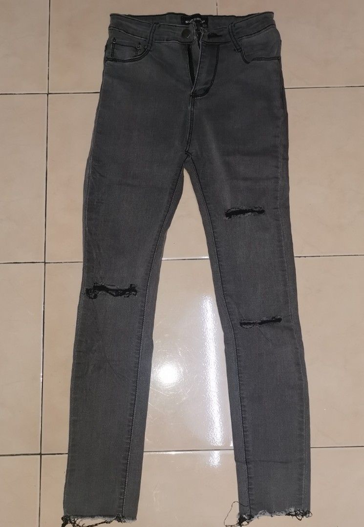 Subzero jeans 25, Women's Fashion, Bottoms, Jeans & Leggings on Carousell