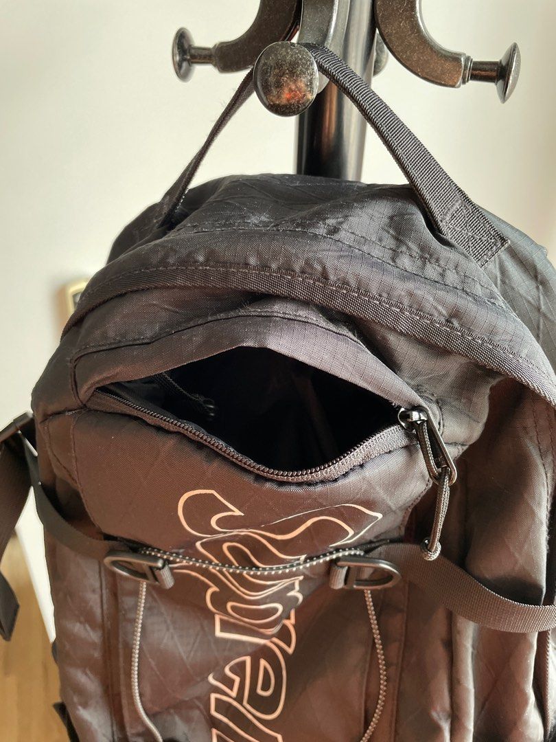 Black supreme sale backpack fw18