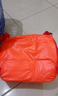 Tas berenang