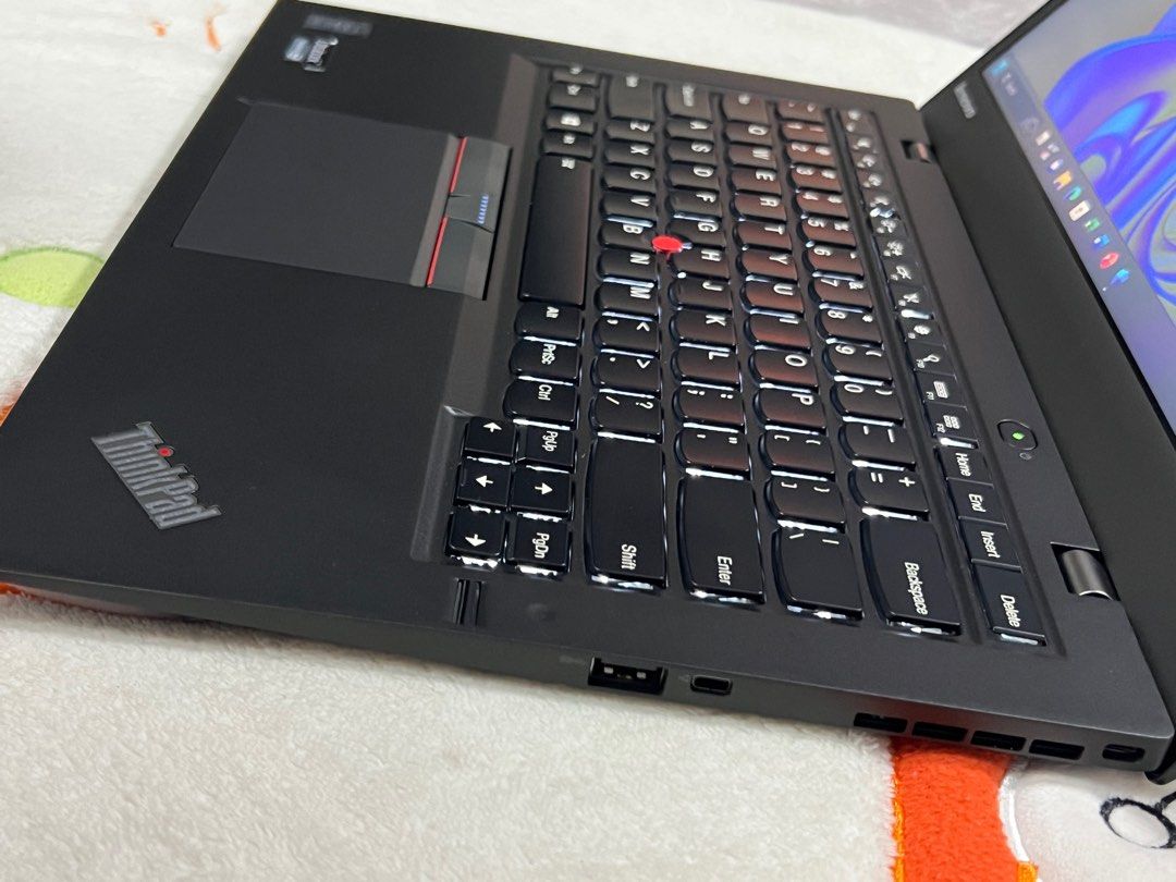 ★美品 Lenovo ThinkPad X1 Carbon i5-5200U128GBメモリー
