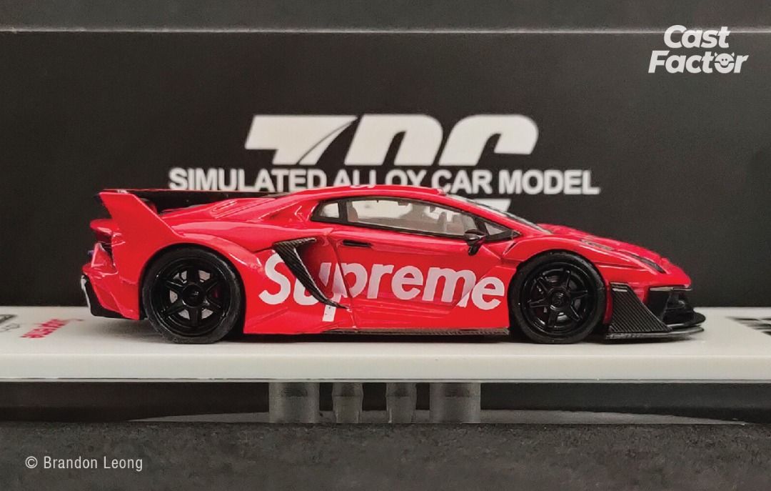 LBWK 1/64 Lamborghini Aventador LP700-4 LBWK in Supreme Red