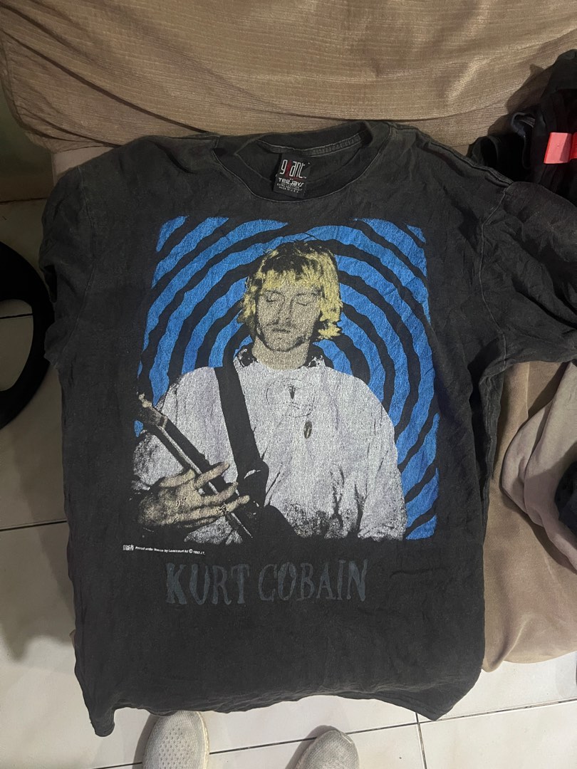 Vintage Kurt Cobain 1993 Giant Tag on Carousell