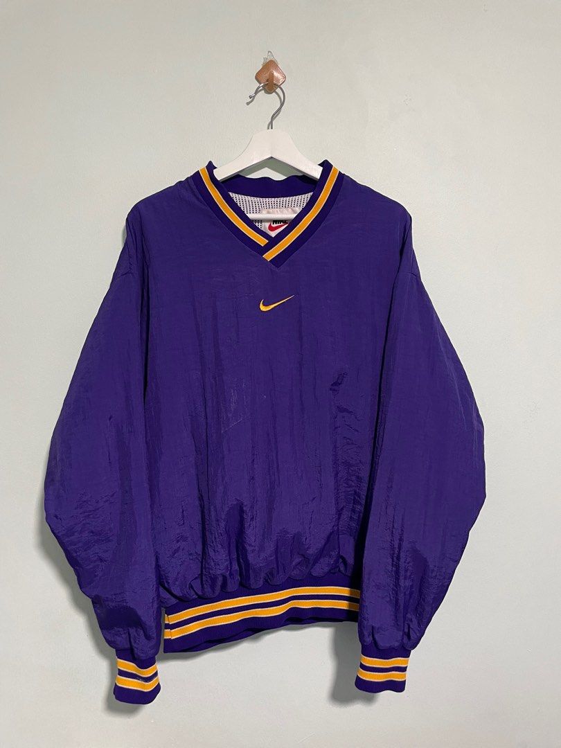 oversized nike pullover vintage