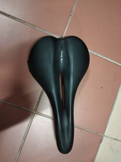 (Category: ) located in . Submitted by belugasimp (Listing ID 1226249749, Image 1). Description: .