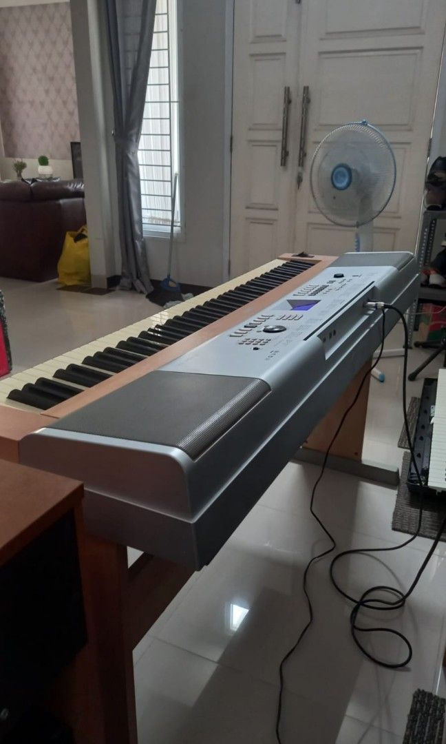 Yamaha DGX 620 Digital Piano on Carousell