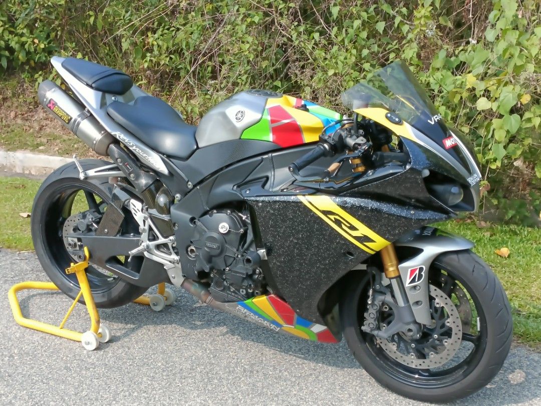 Yamaha R1 2012 - TCS Model, Motorbikes on Carousell