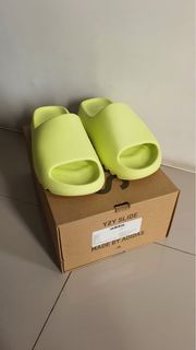 Yeezy Slide Glow Green Sandal US 11 (2022) 29CM