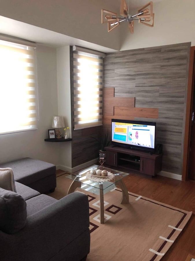 2BR FOR LEASE or FOR SALE at Eton Tower Legazpi Village Makati For