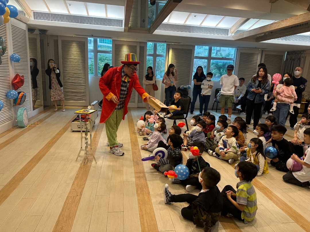 Clown Magic Performance | Magic Kid Show | Magic Clown62863171461889111